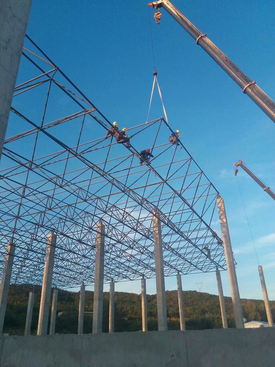 彭州汪清物流园网架