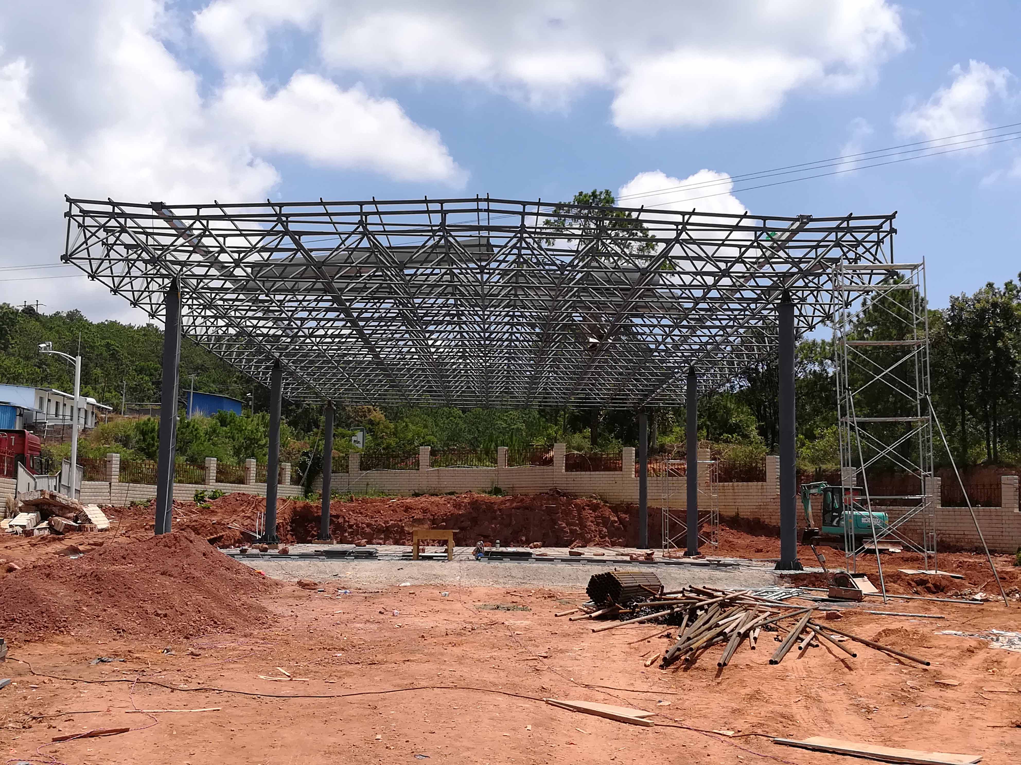 彭州加油站网架屋面