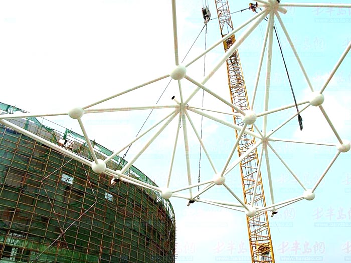 彭州体育馆网架安装